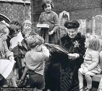 Illustration for article titled Maria Montessori: The 138-Year-Old Inspiration Behind Spore